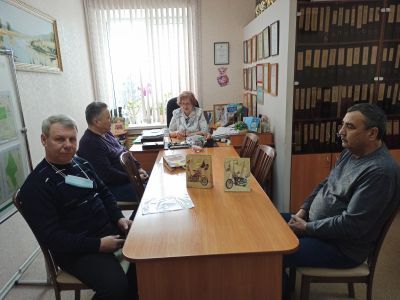 Женский коллектив ОГО ВОИ поздравил мужчин с Днем Защитника Отечества